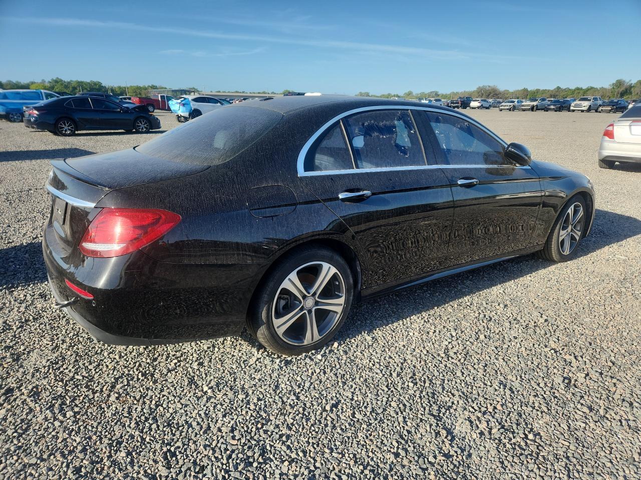 2017 MERCEDES-BENZ E-Class
