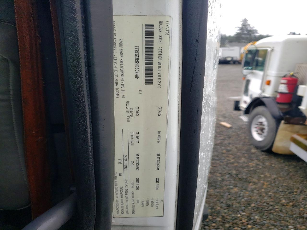 2019 Volv Vn