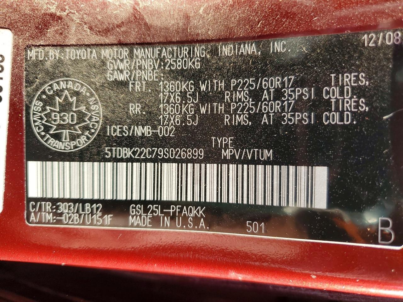 2009 TOYOTA SIENNA