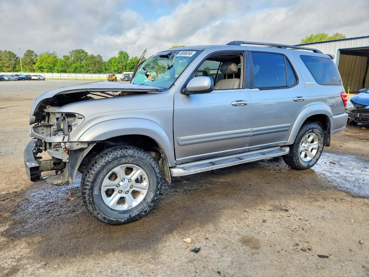 2004 TOYOTA Sequoia
