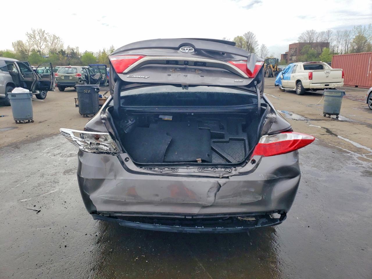 2017 TOYOTA CAMRY