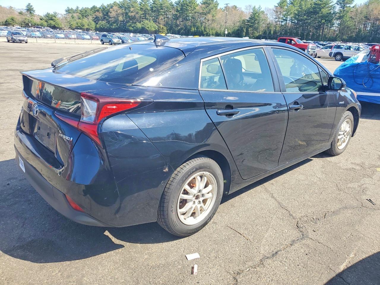 2019 TOYOTA PRIUS