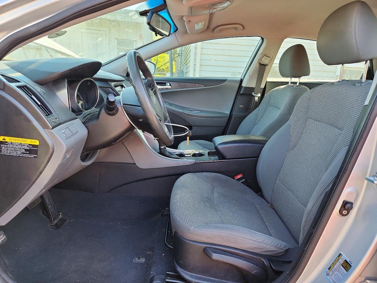 2012 HYUNDAI SONATA
