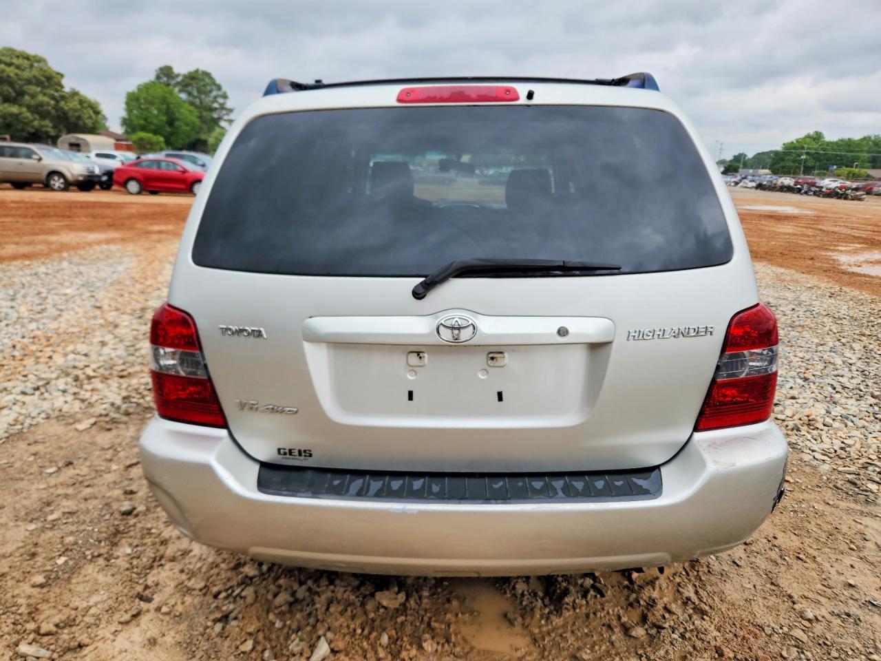 2004 TOYOTA HIGHLANDER