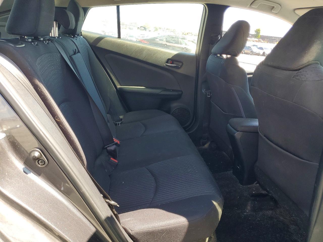 2018 TOYOTA PRIUS
