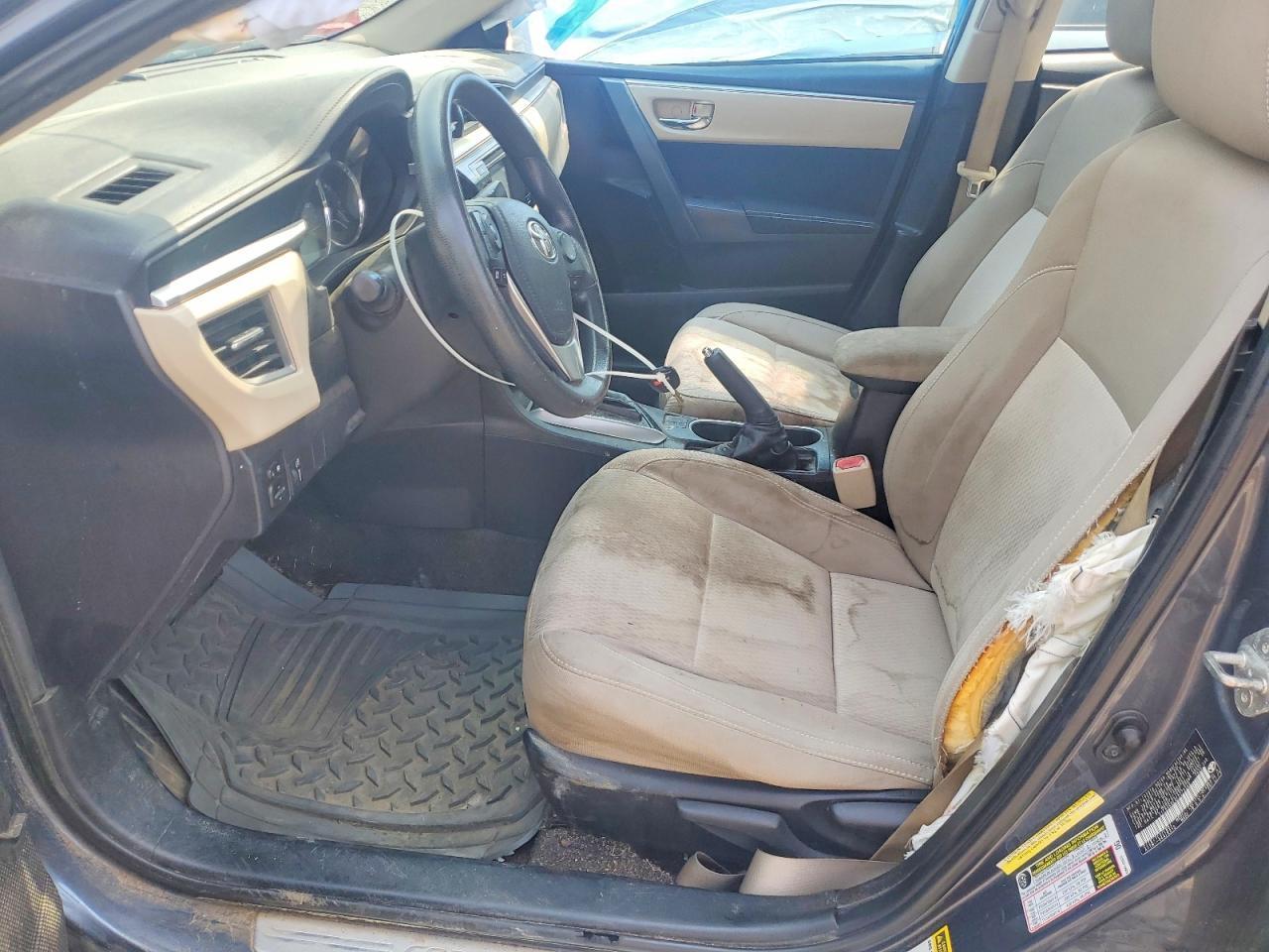 2015 TOYOTA COROLLA