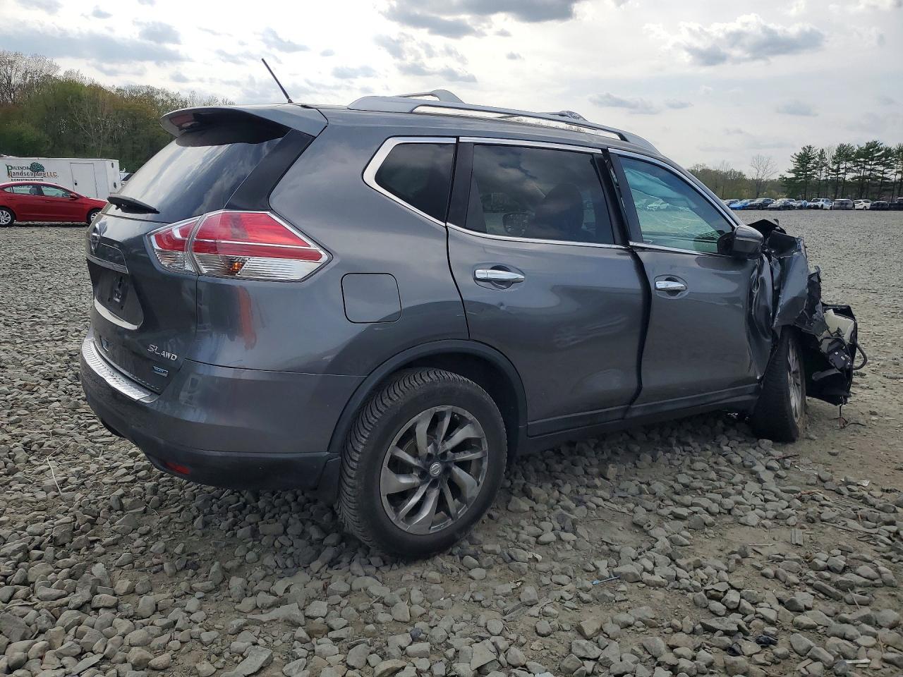 2014 NISSAN ROGUE