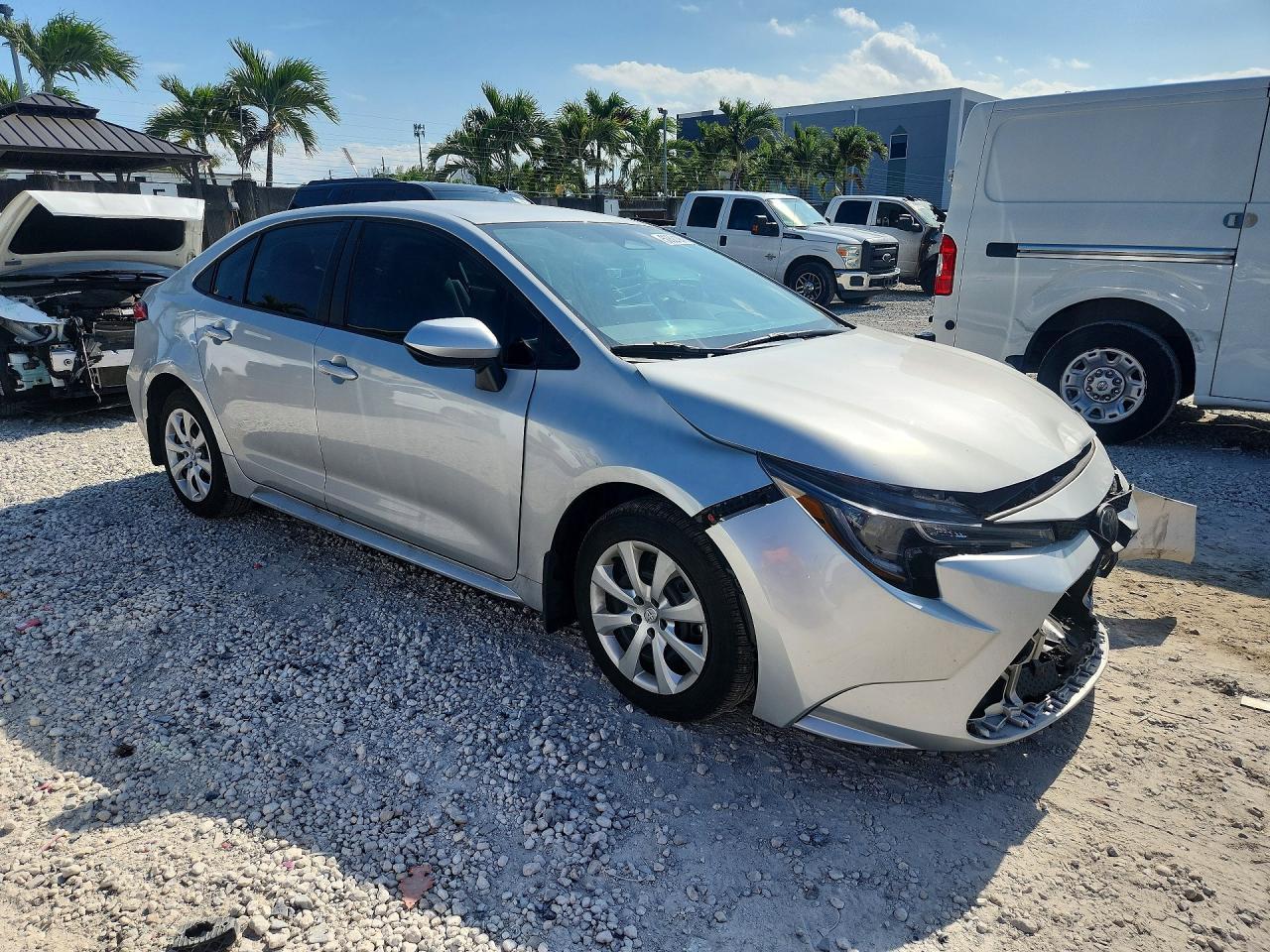 2025 TOYOTA COROLLA