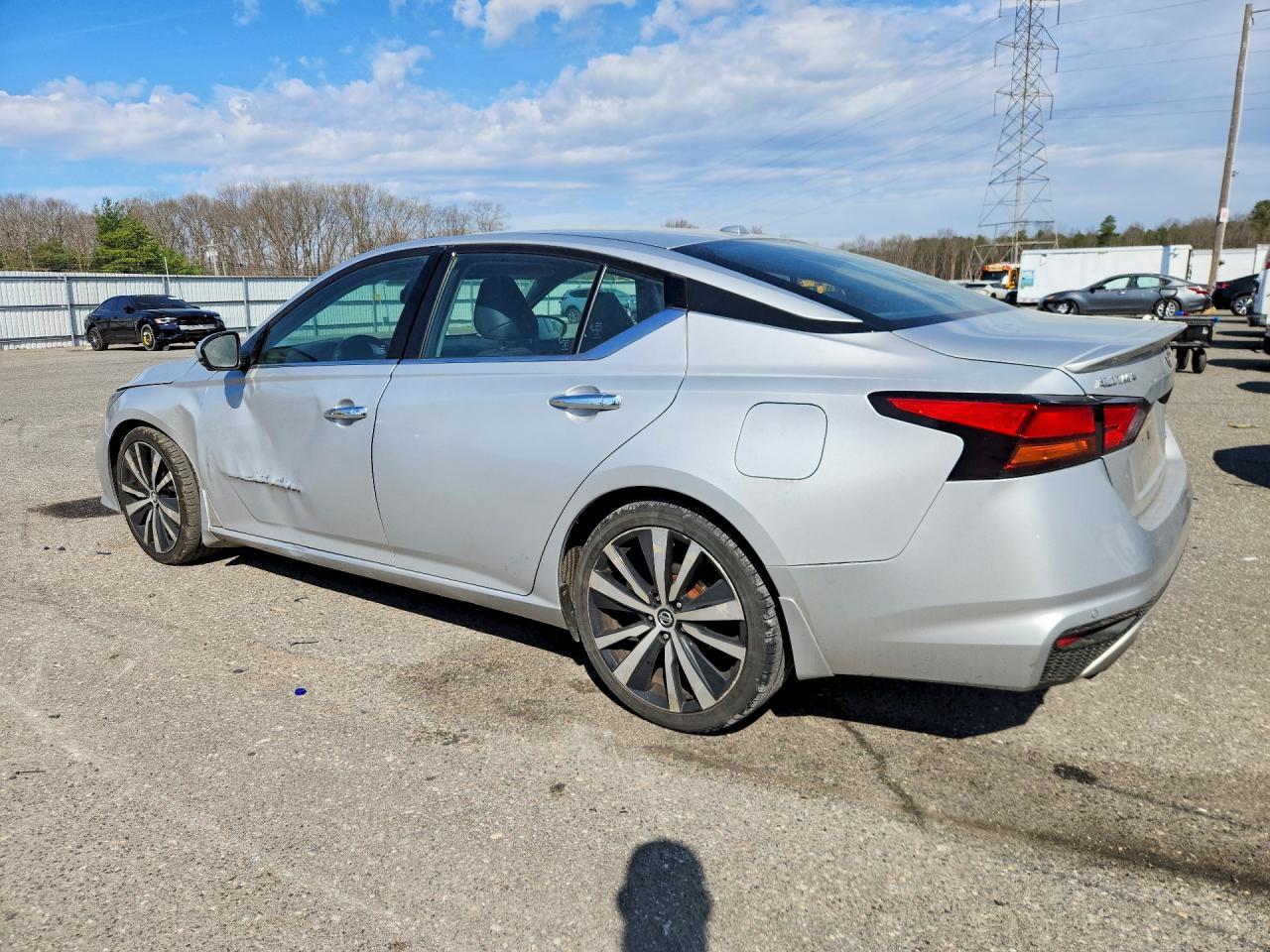 2020 NISSAN ALTIMA