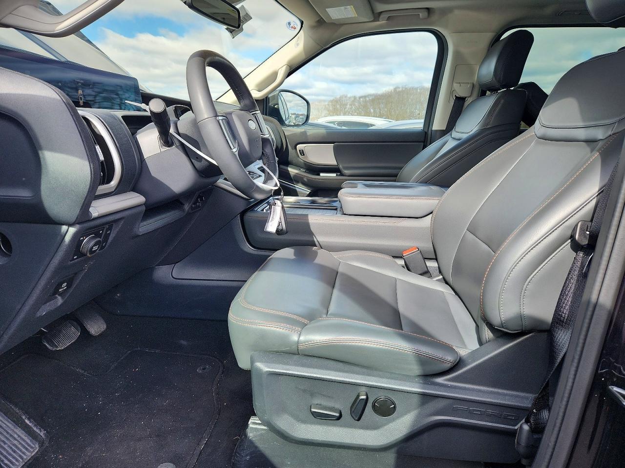 2025 FORD Expedition