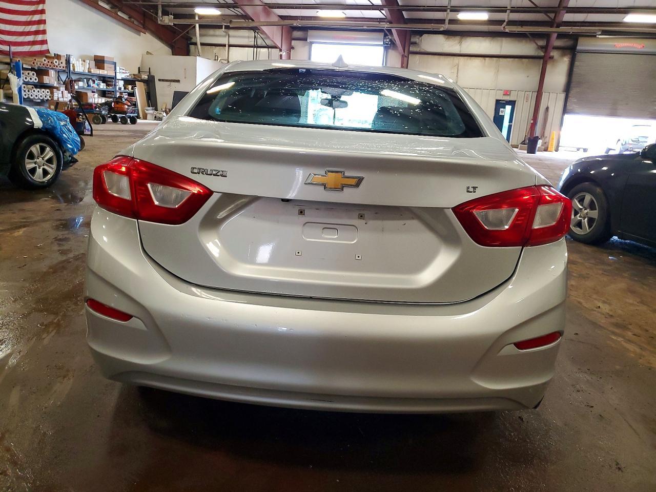2017 CHEVROLET CRUZE
