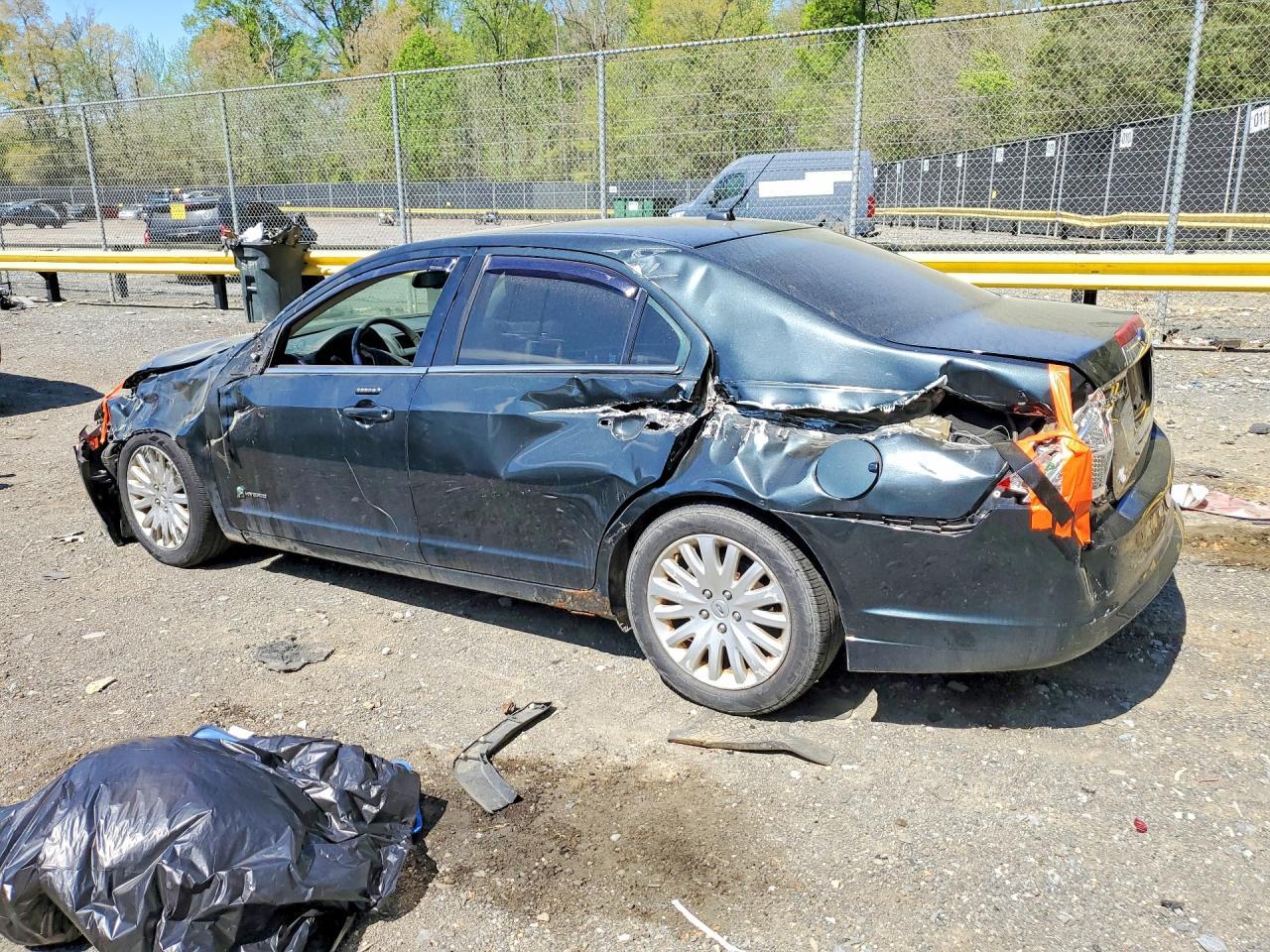 2010 FORD FUSION