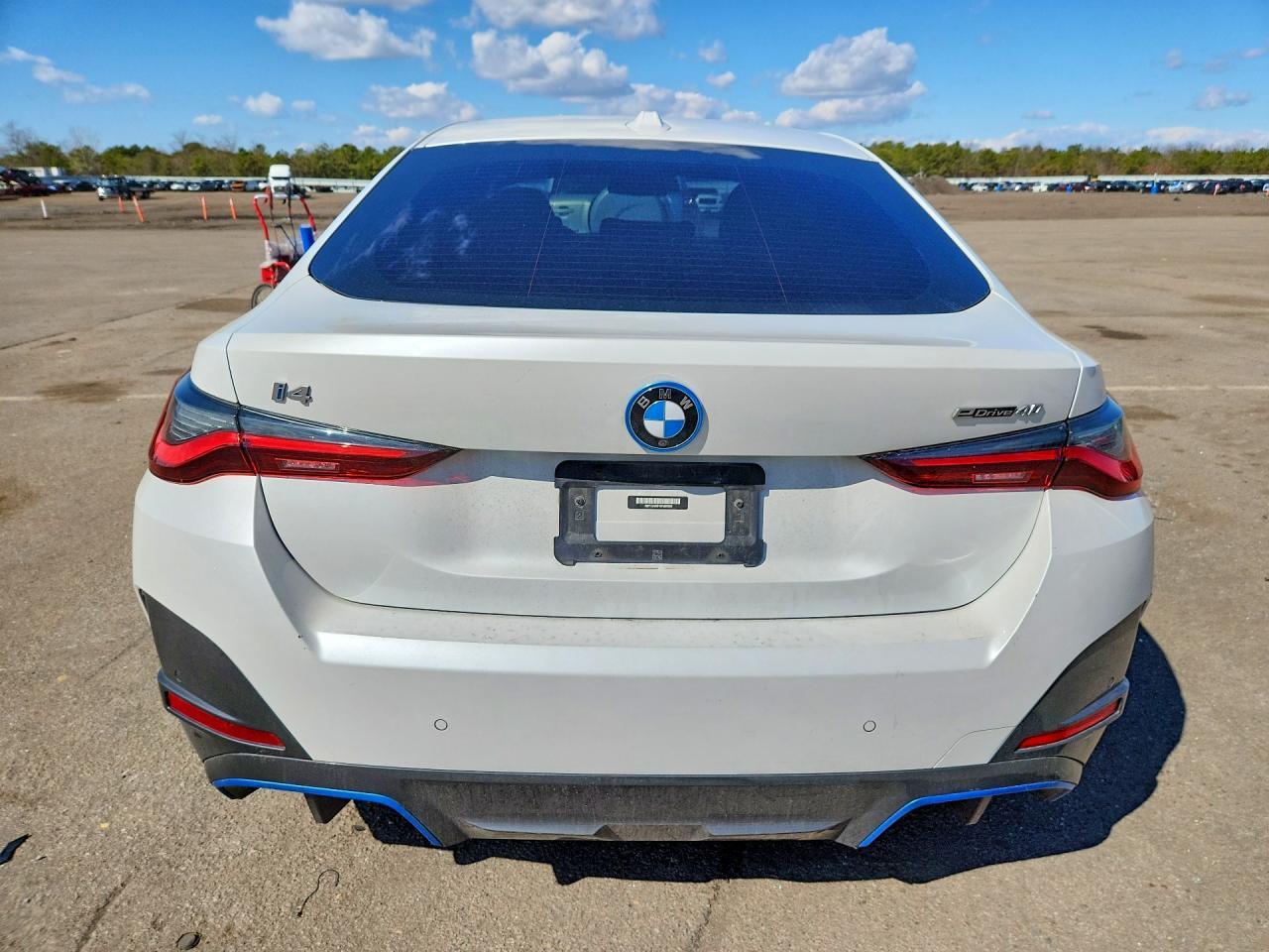 2022 BMW i4