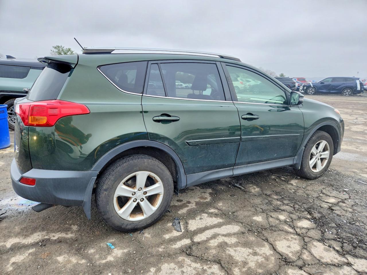 2013 TOYOTA RAV4