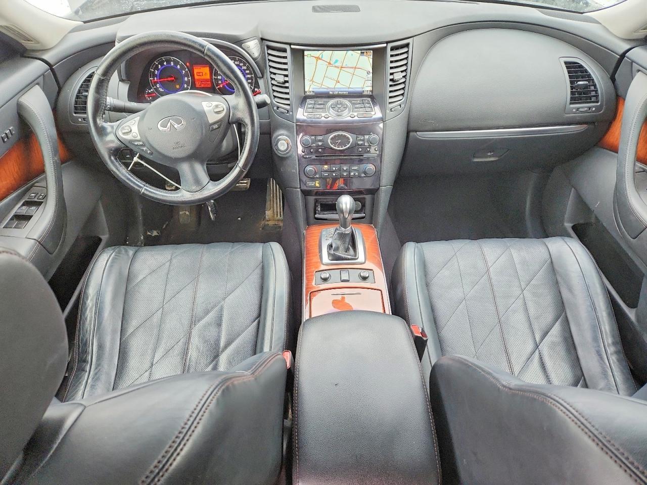 2011 INFINITI FX50