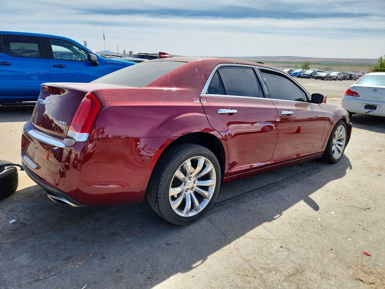 2019 CHRYSLER 300