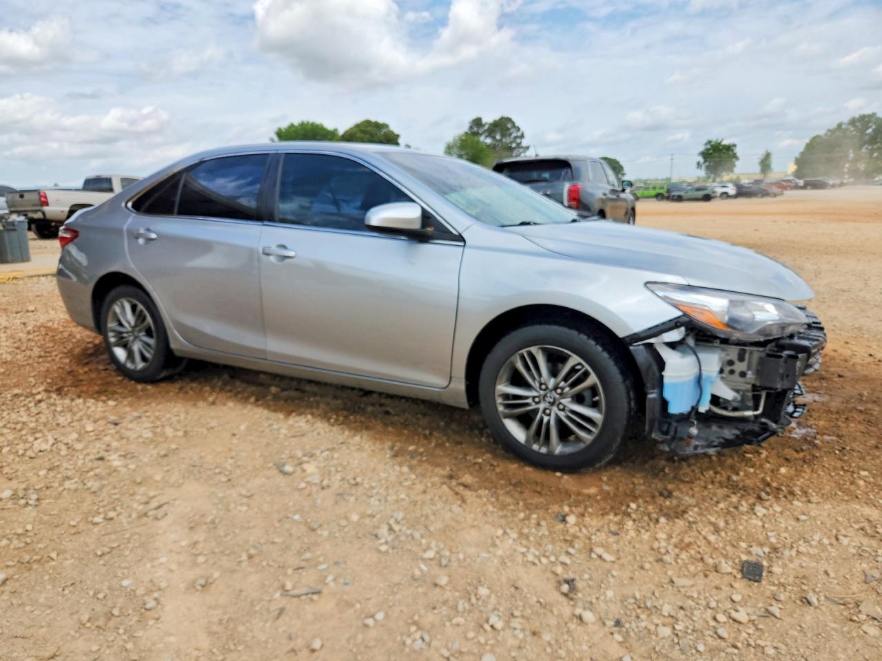 2017 TOYOTA CAMRY