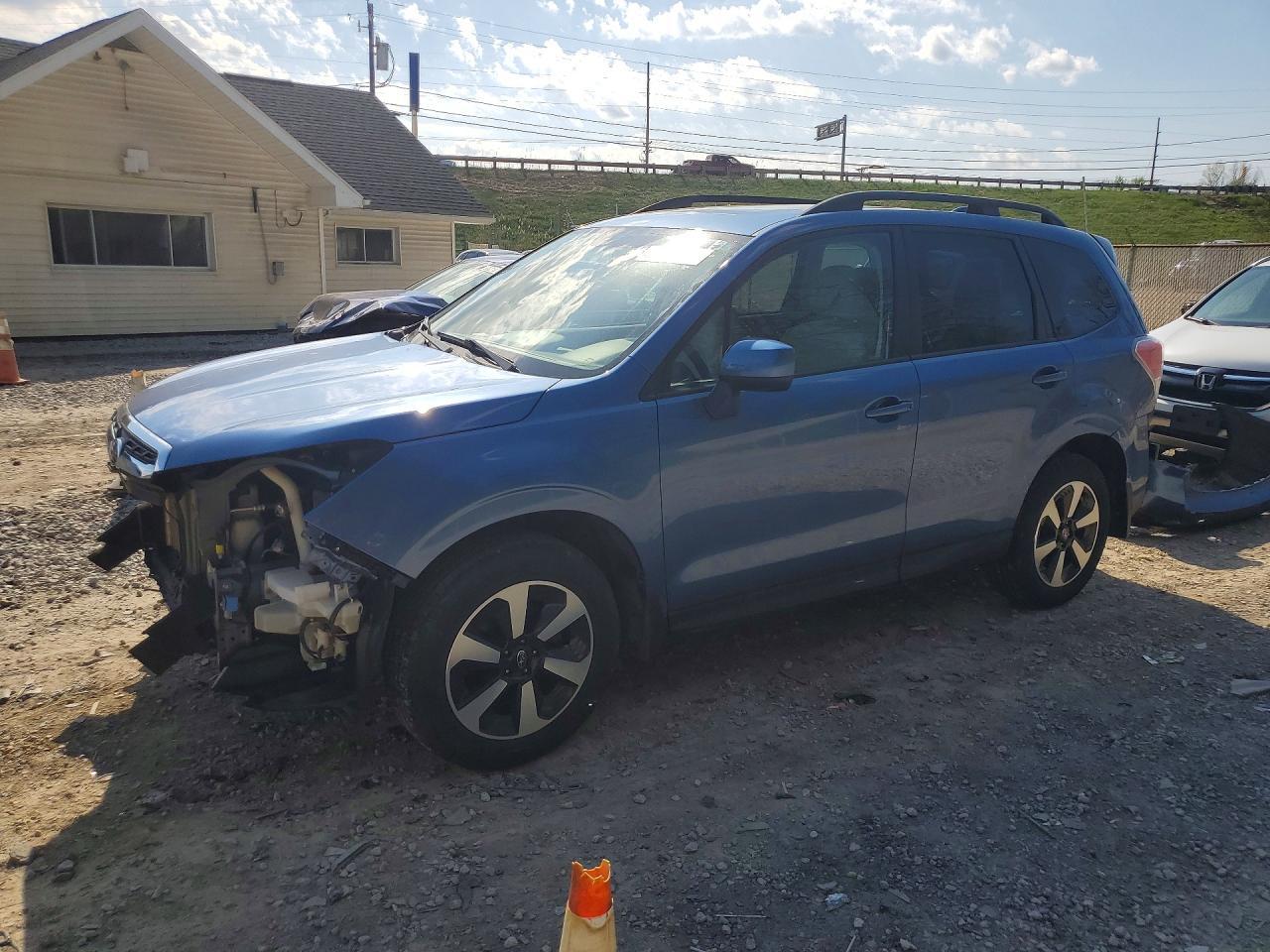 2018 SUBARU FORESTER