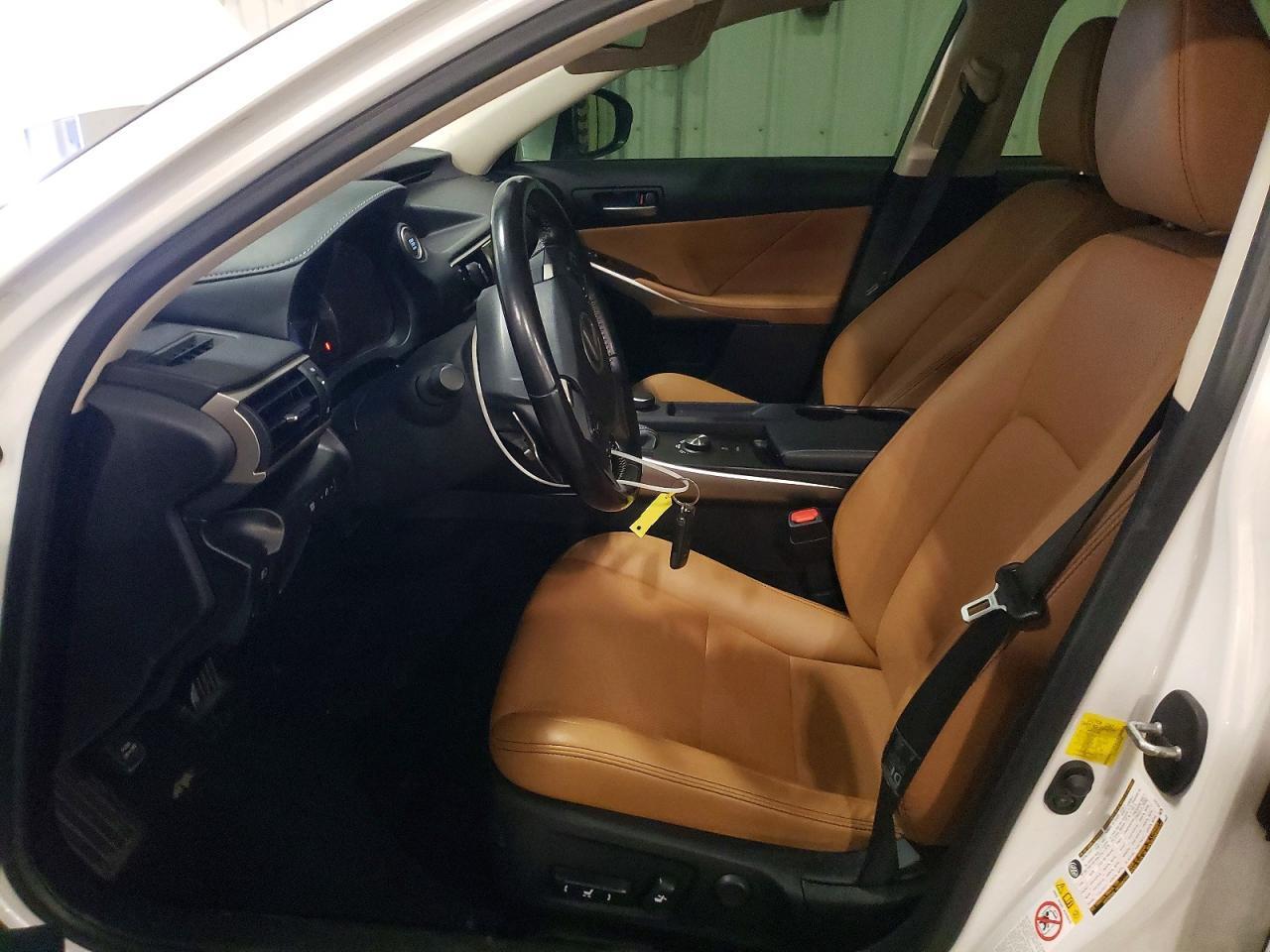 2017 LEXUS IS 300