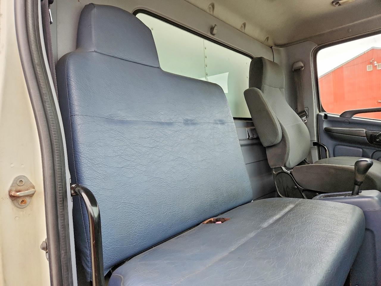 2008 HINO 258/268