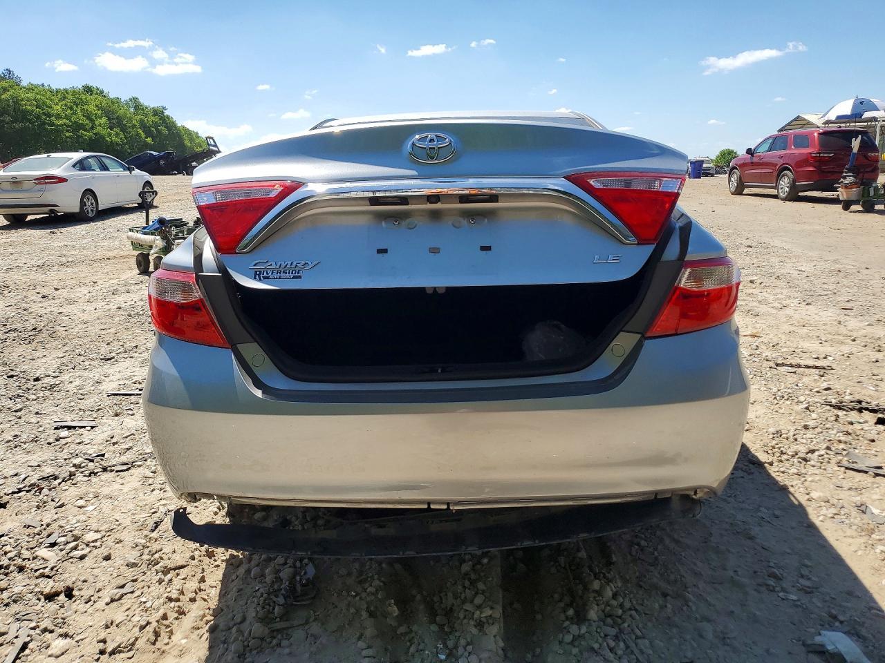 2016 TOYOTA CAMRY