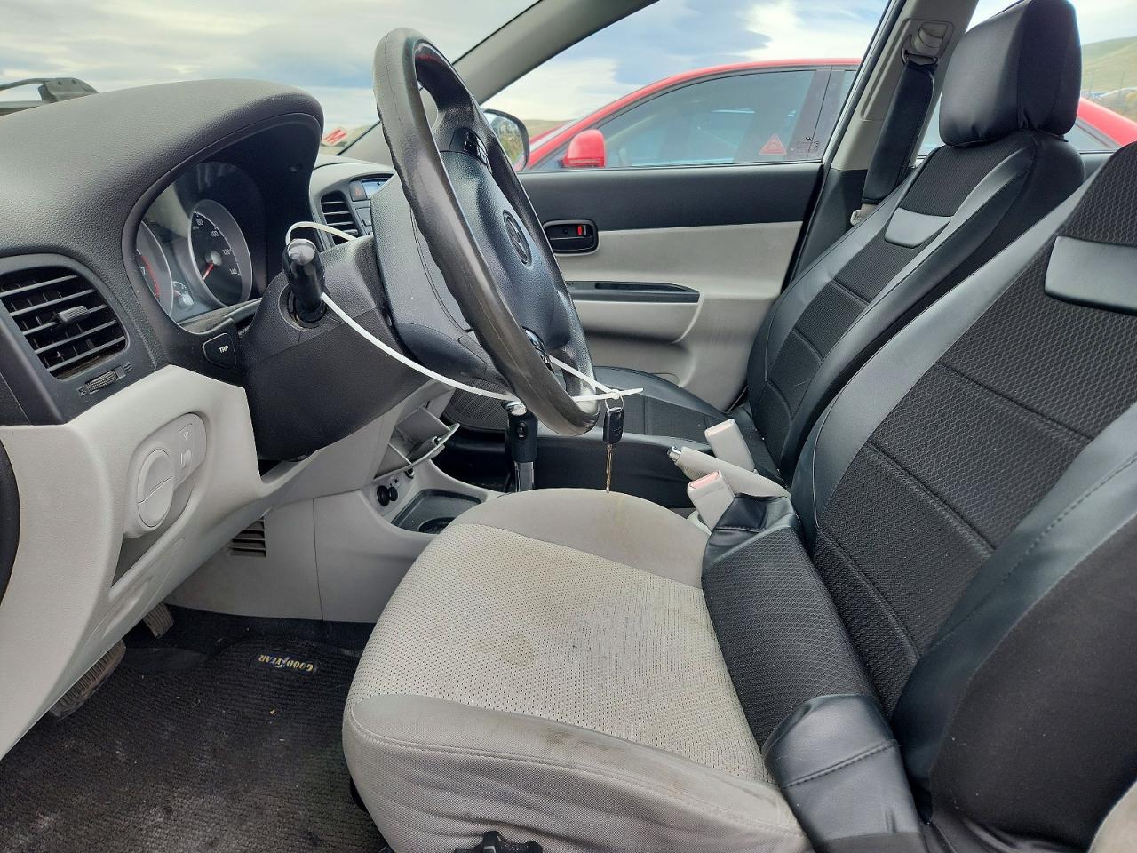 2011 HYUNDAI ACCENT