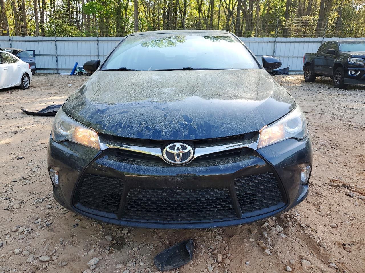 2017 TOYOTA CAMRY