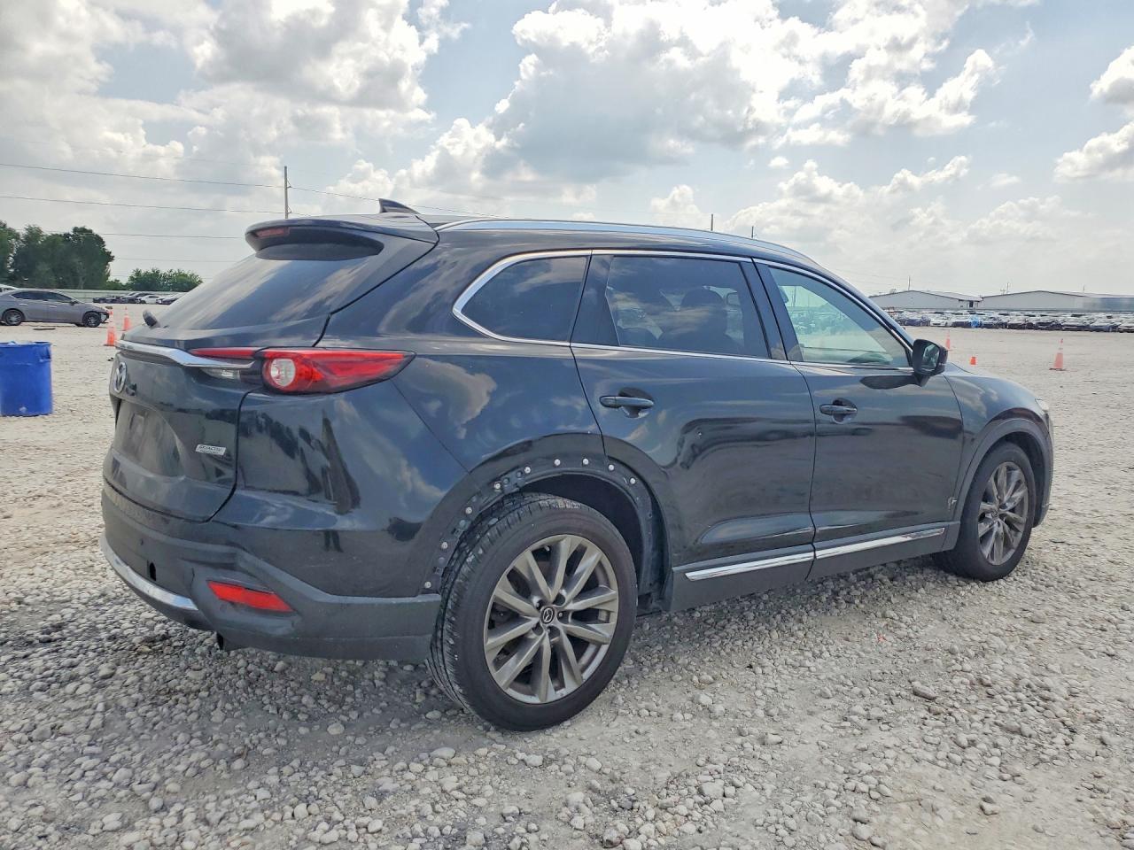 2017 MAZDA CX-9