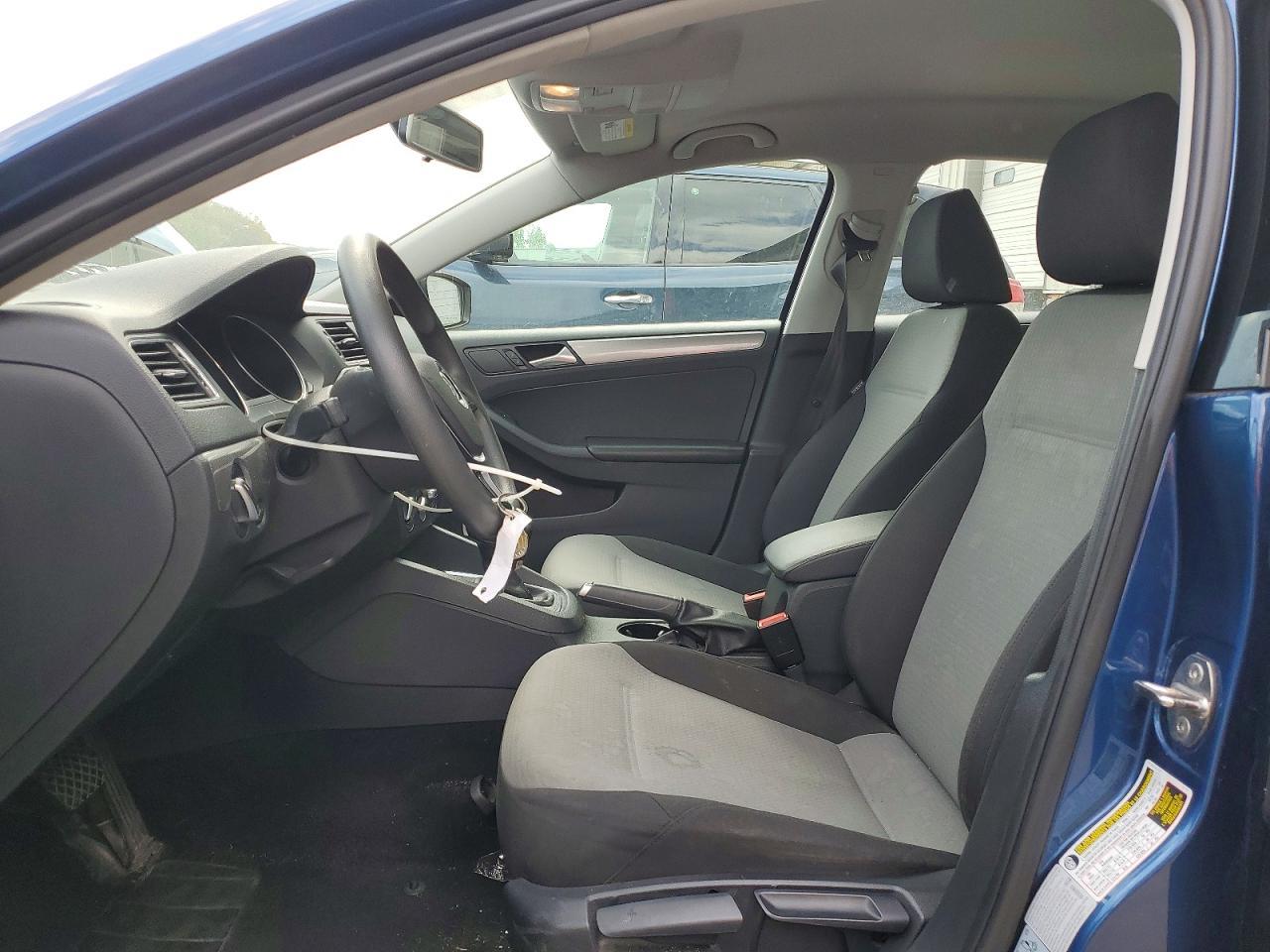 2017 VOLKSWAGEN JETTA