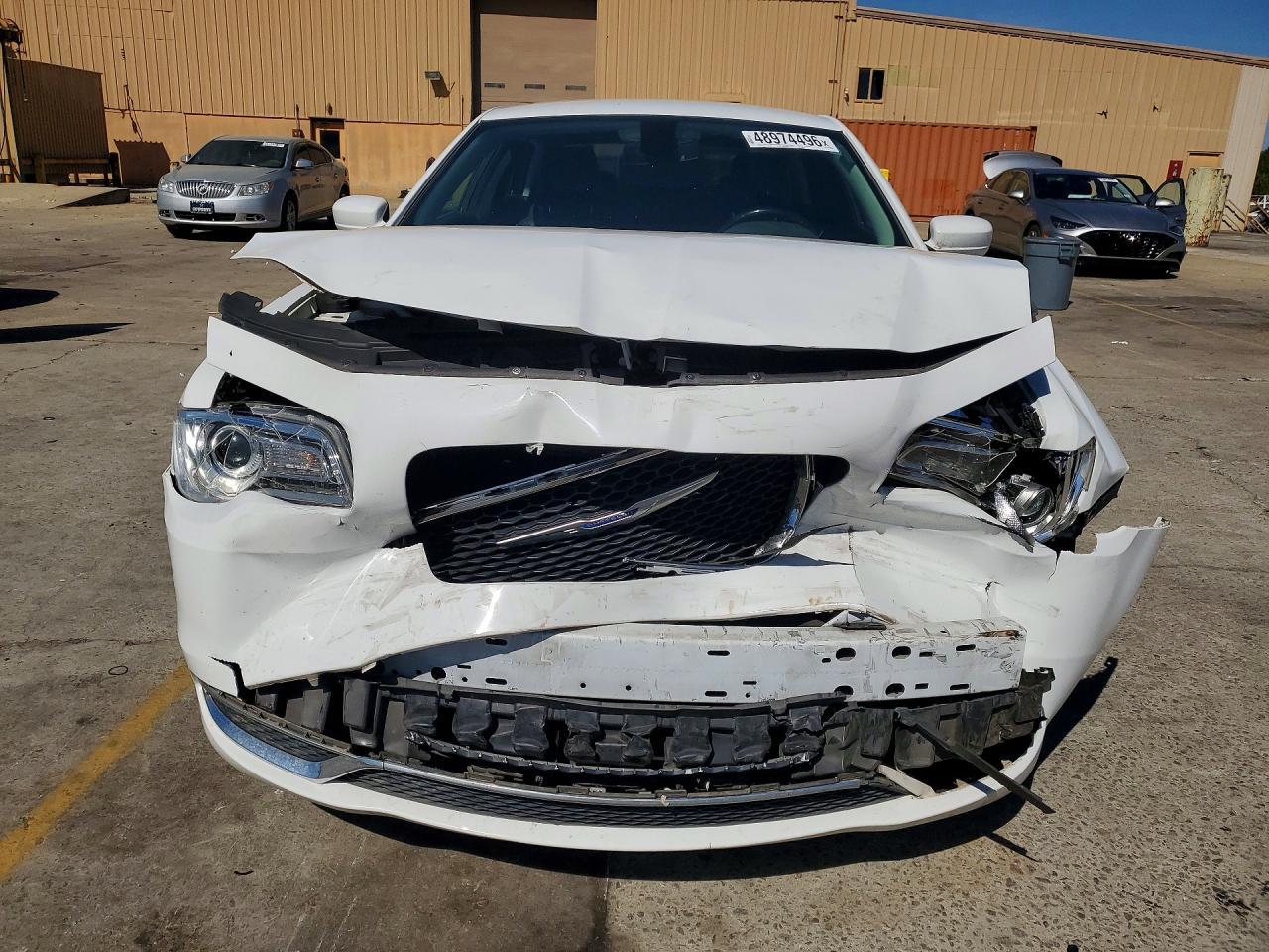 2019 CHRYSLER 300