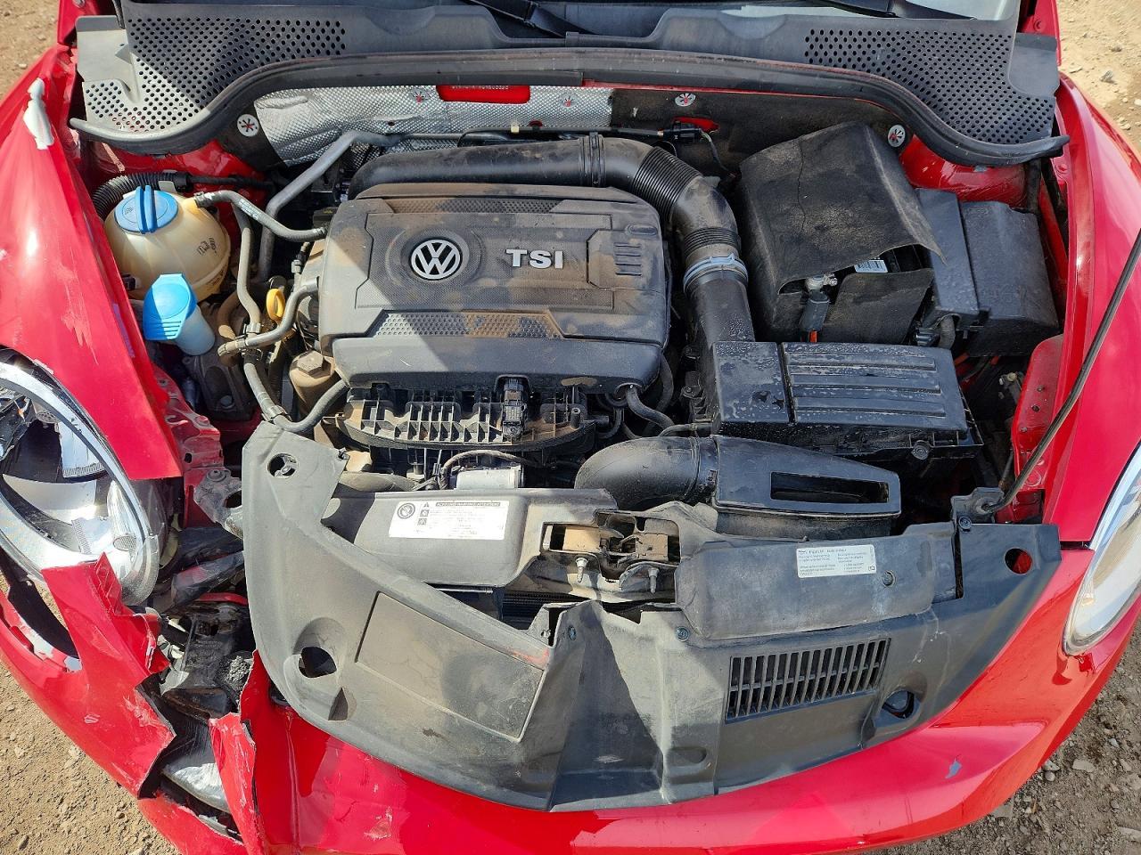 2016 VOLKSWAGEN Beetle
