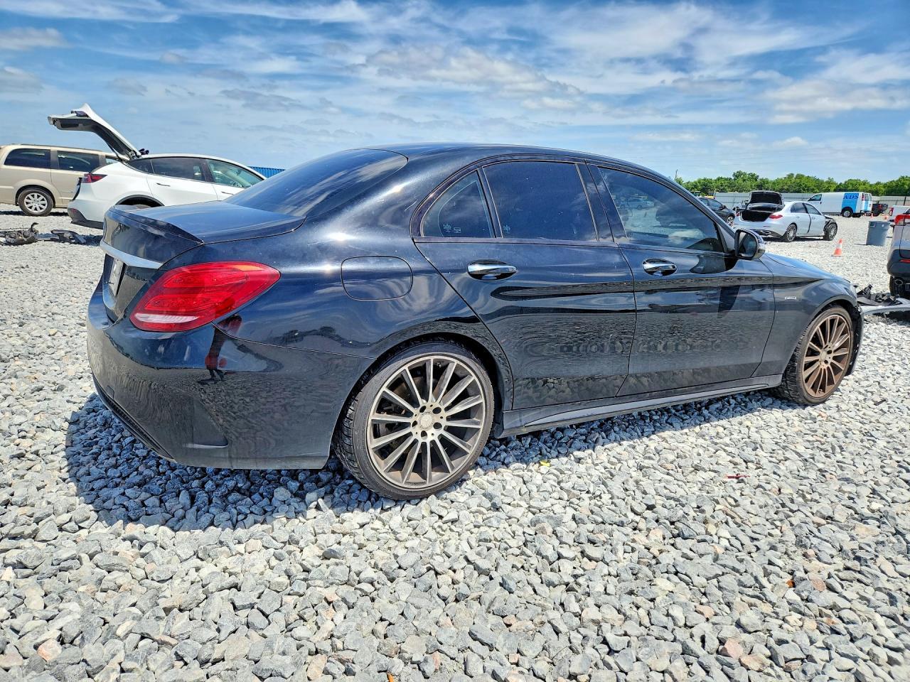 2016 MERCEDES-BENZ C-CLASS