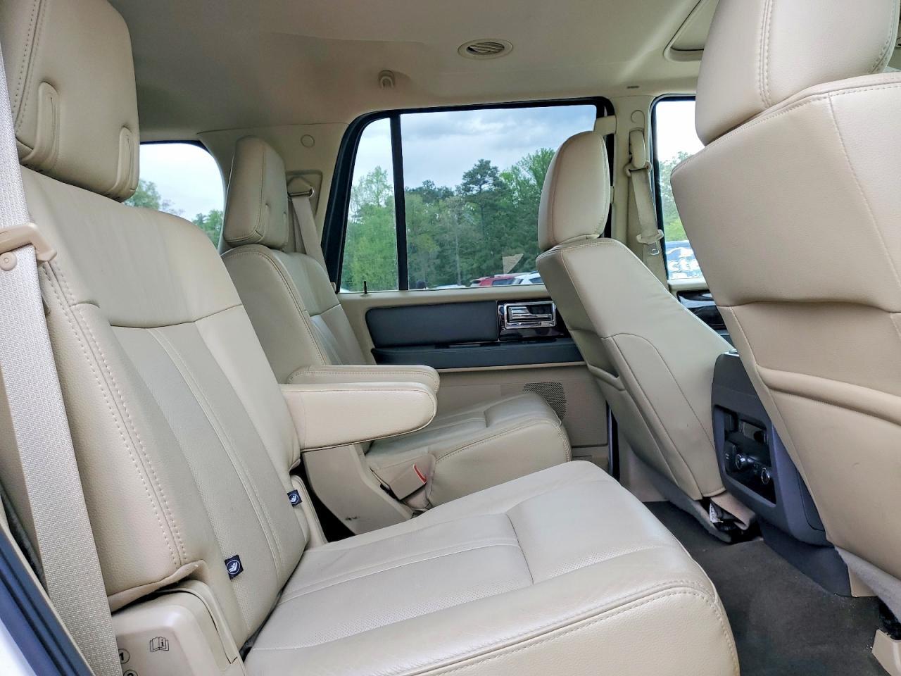 2015 LINCOLN Navigator