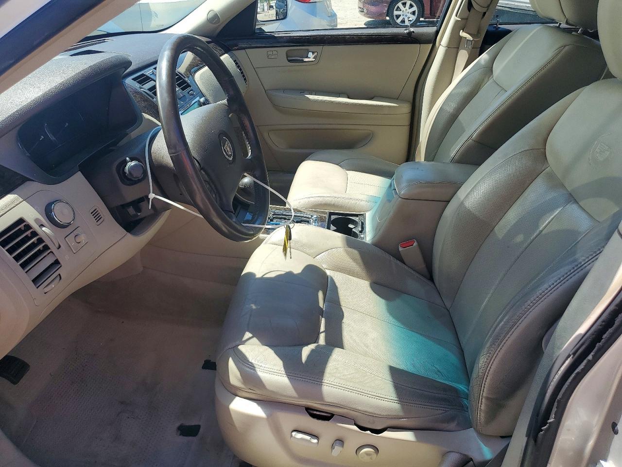 2009 CADILLAC DTS