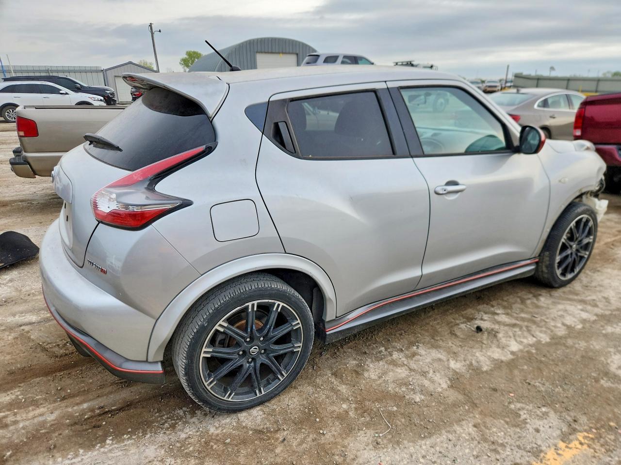 2013 NISSAN Juke