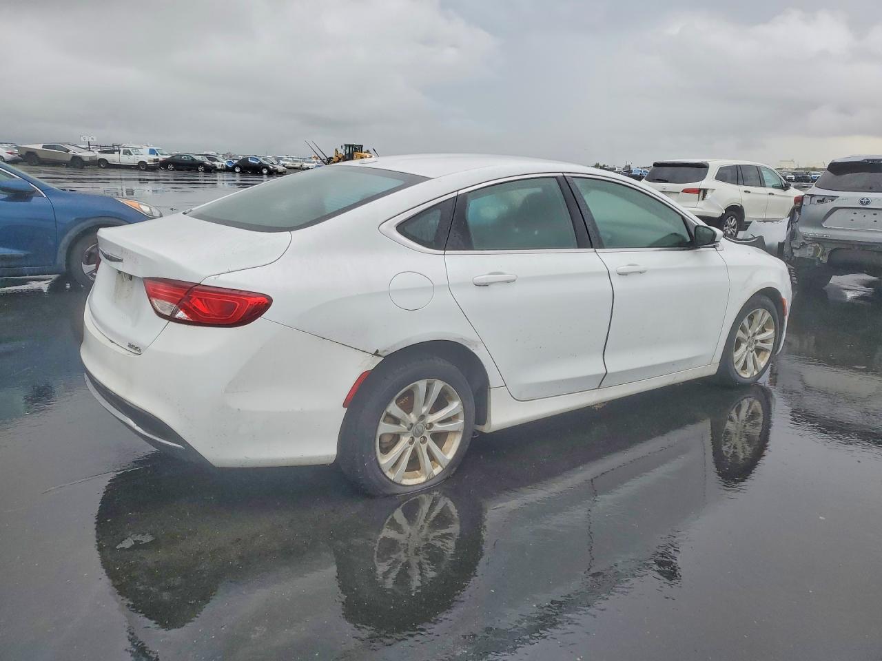 2016 CHRYSLER 200