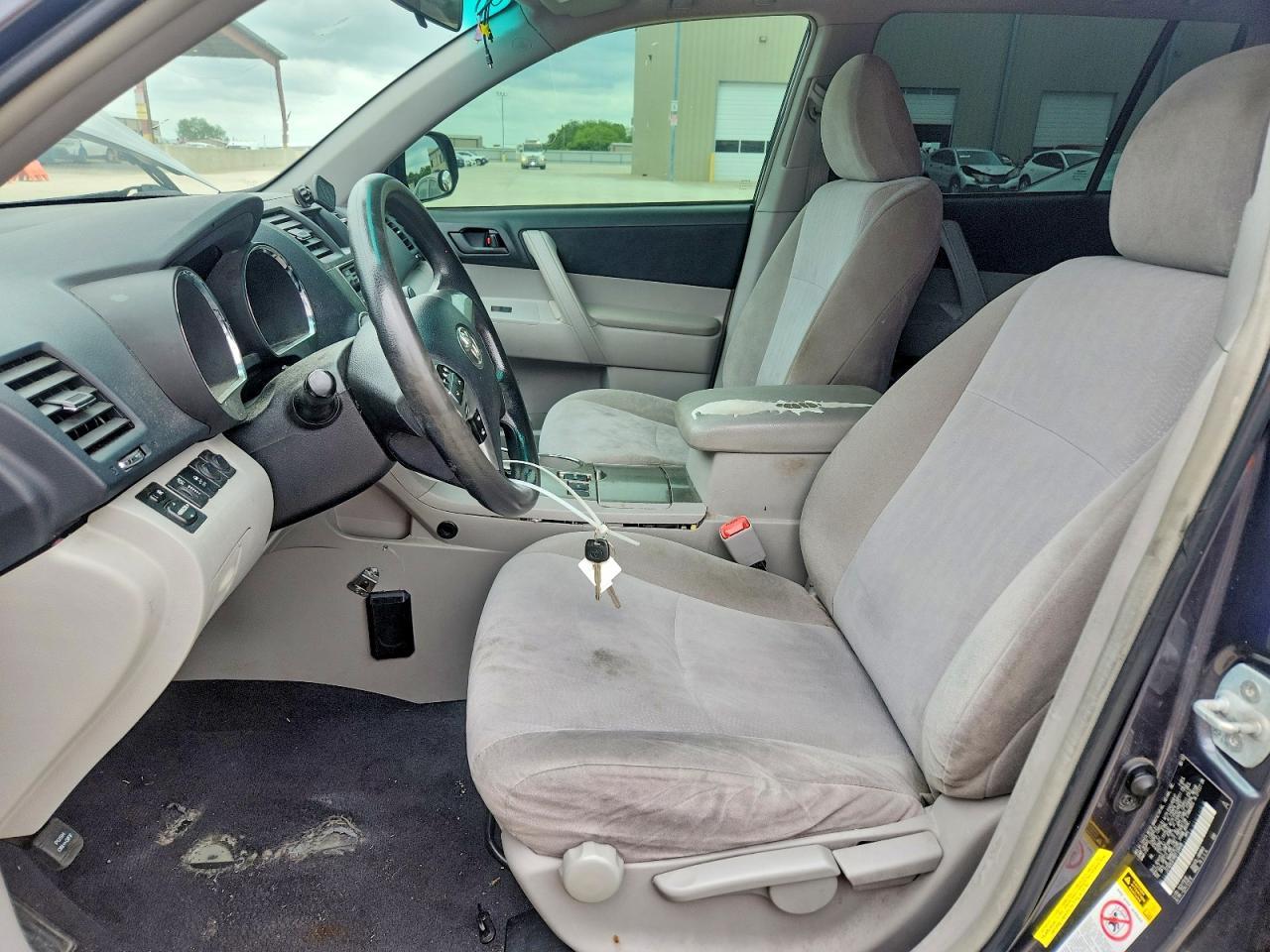 2013 TOYOTA HIGHLANDER
