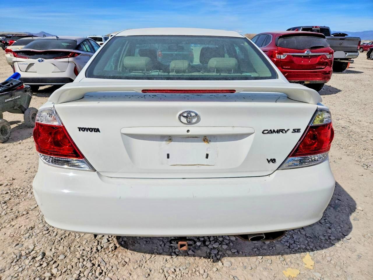 2005 TOYOTA CAMRY