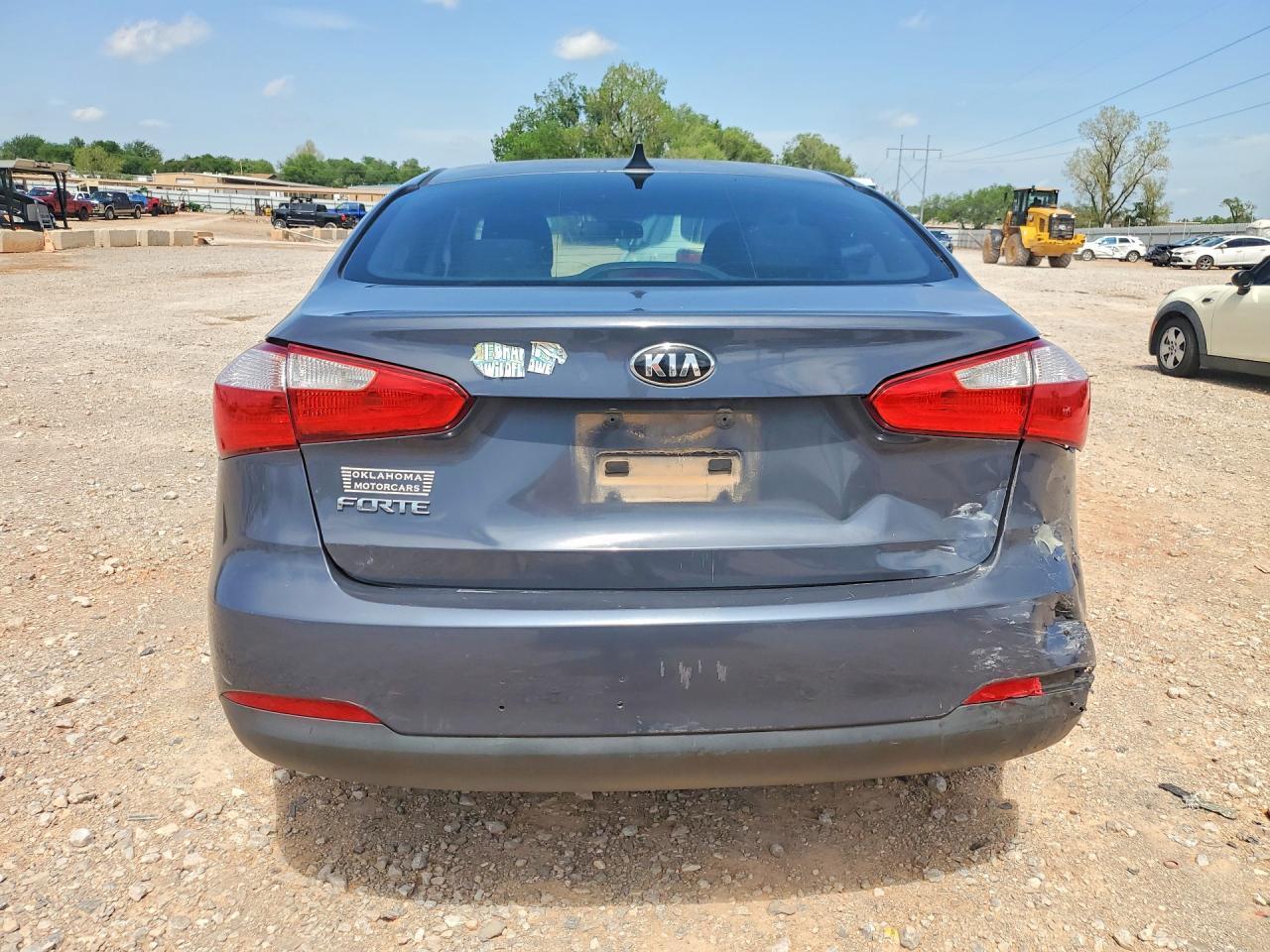 2016 KIA FORTE