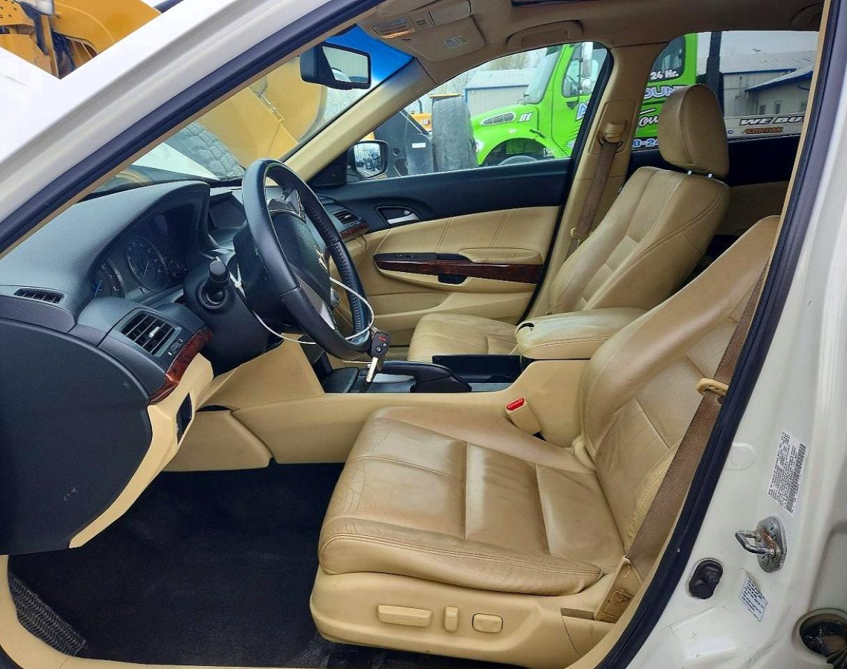 2012 HONDA Crosstour