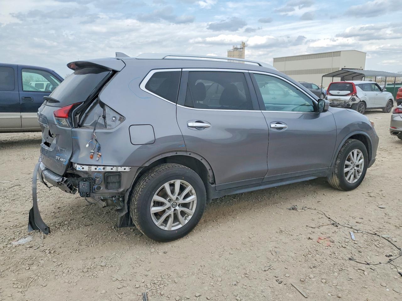 2018 NISSAN ROGUE