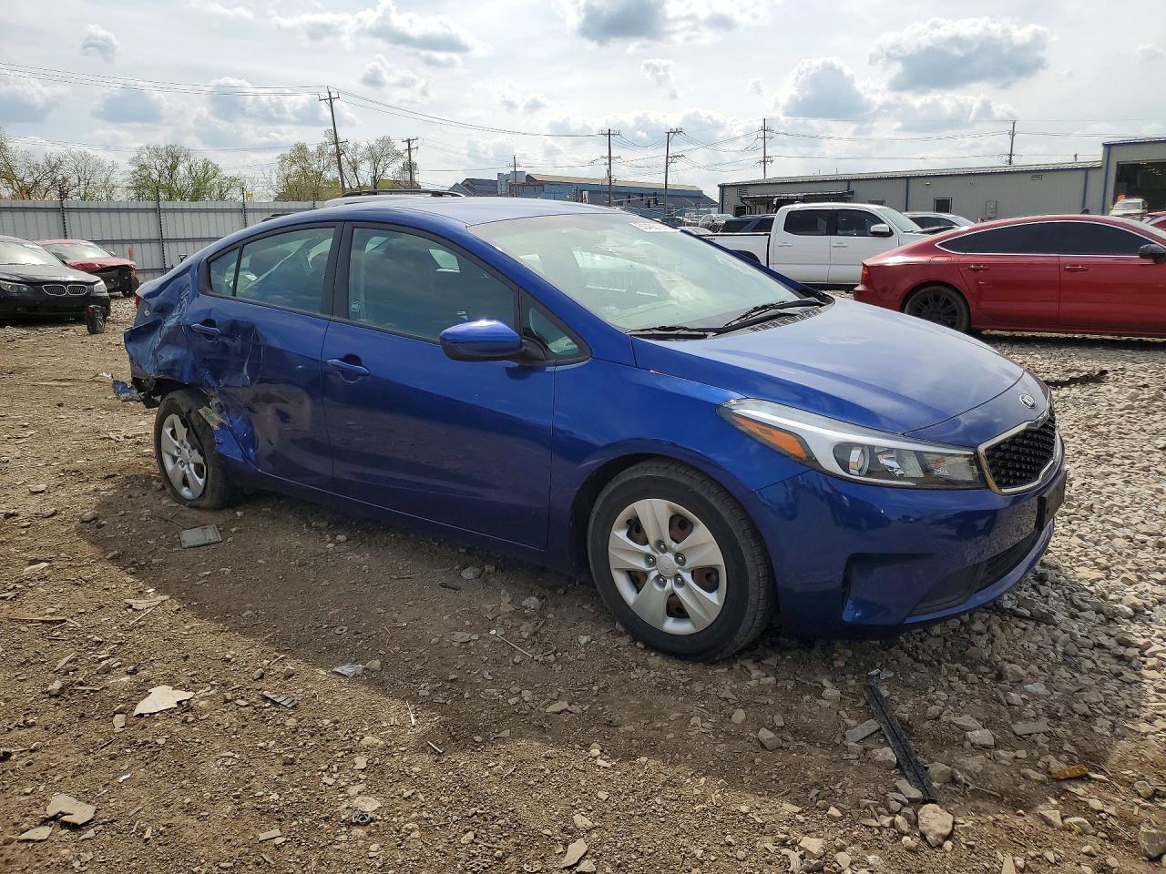 2017 KIA FORTE