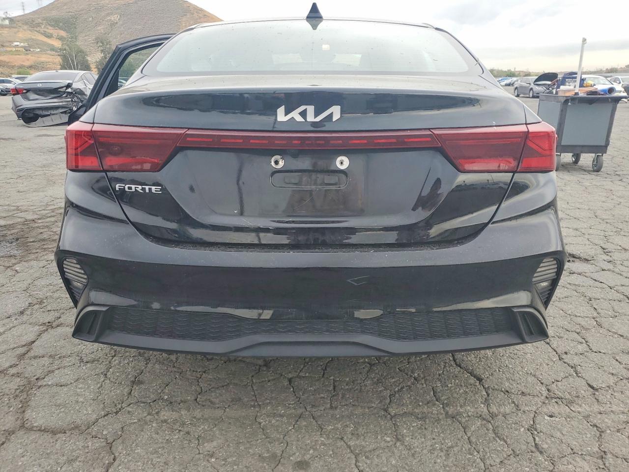 2023 KIA FORTE