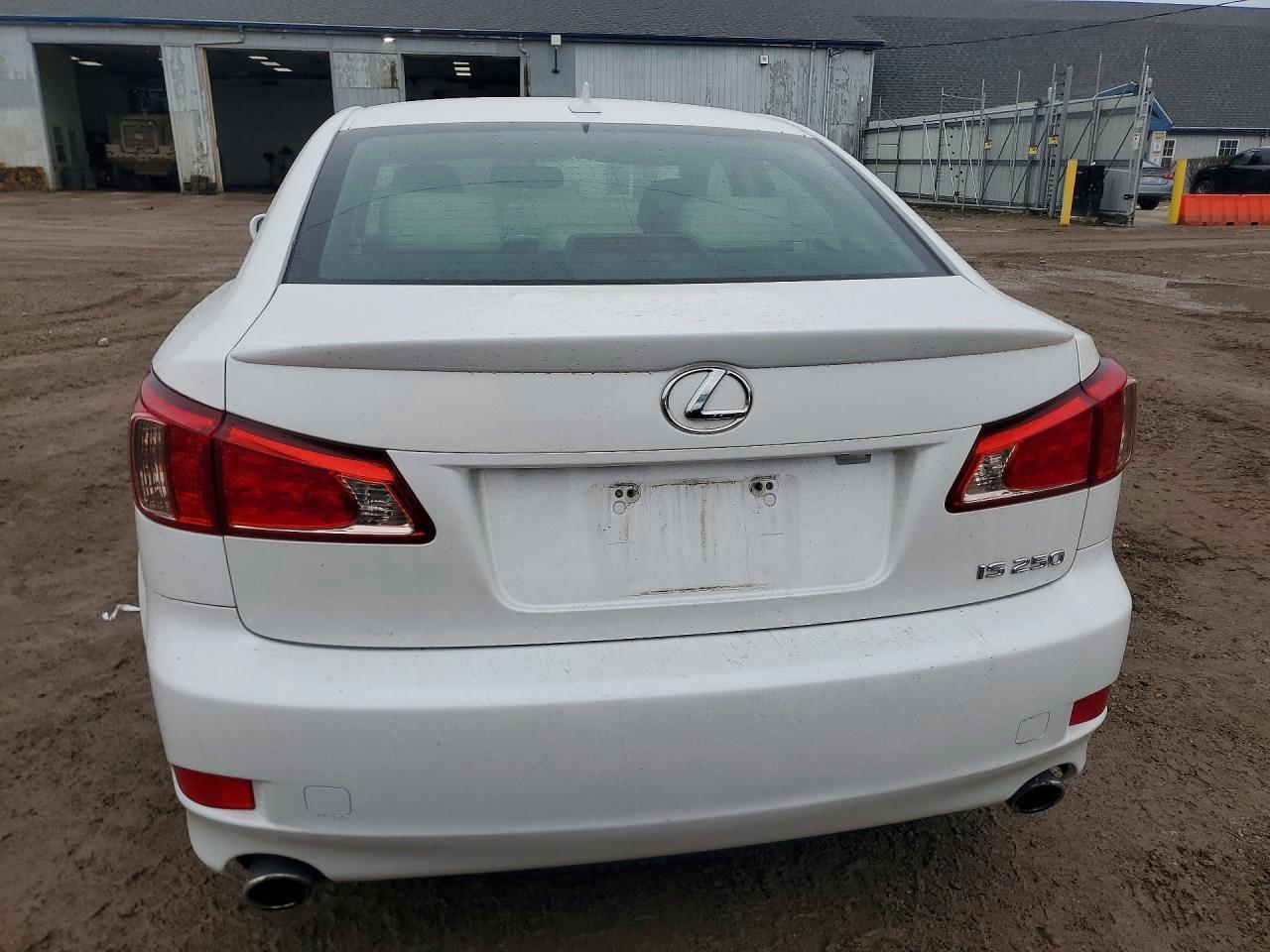 2011 LEXUS IS 250