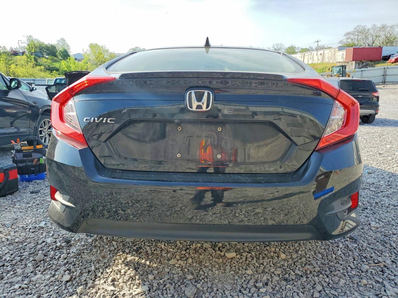 2018 HONDA CIVIC