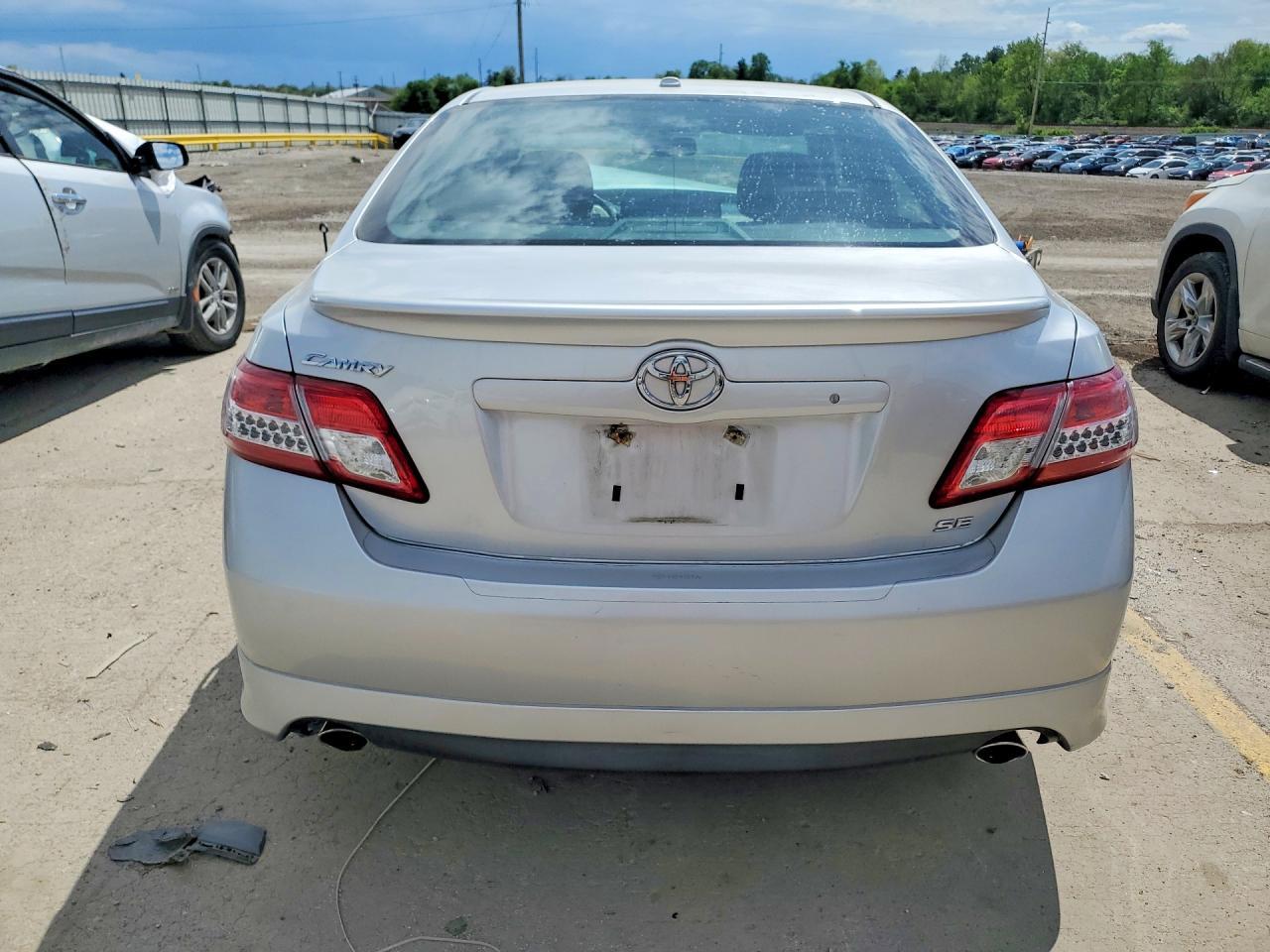2010 TOYOTA CAMRY