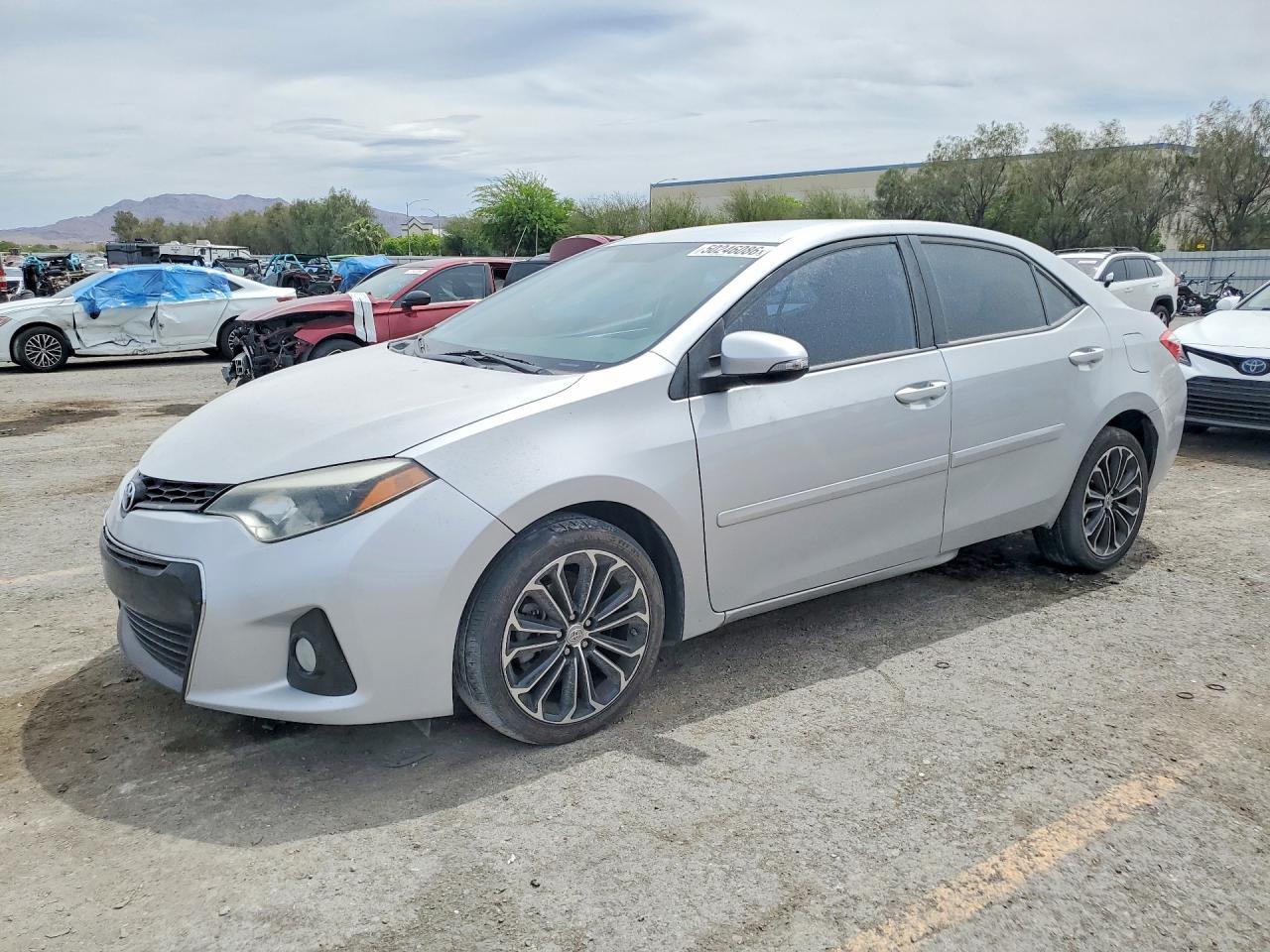 2015 TOYOTA COROLLA