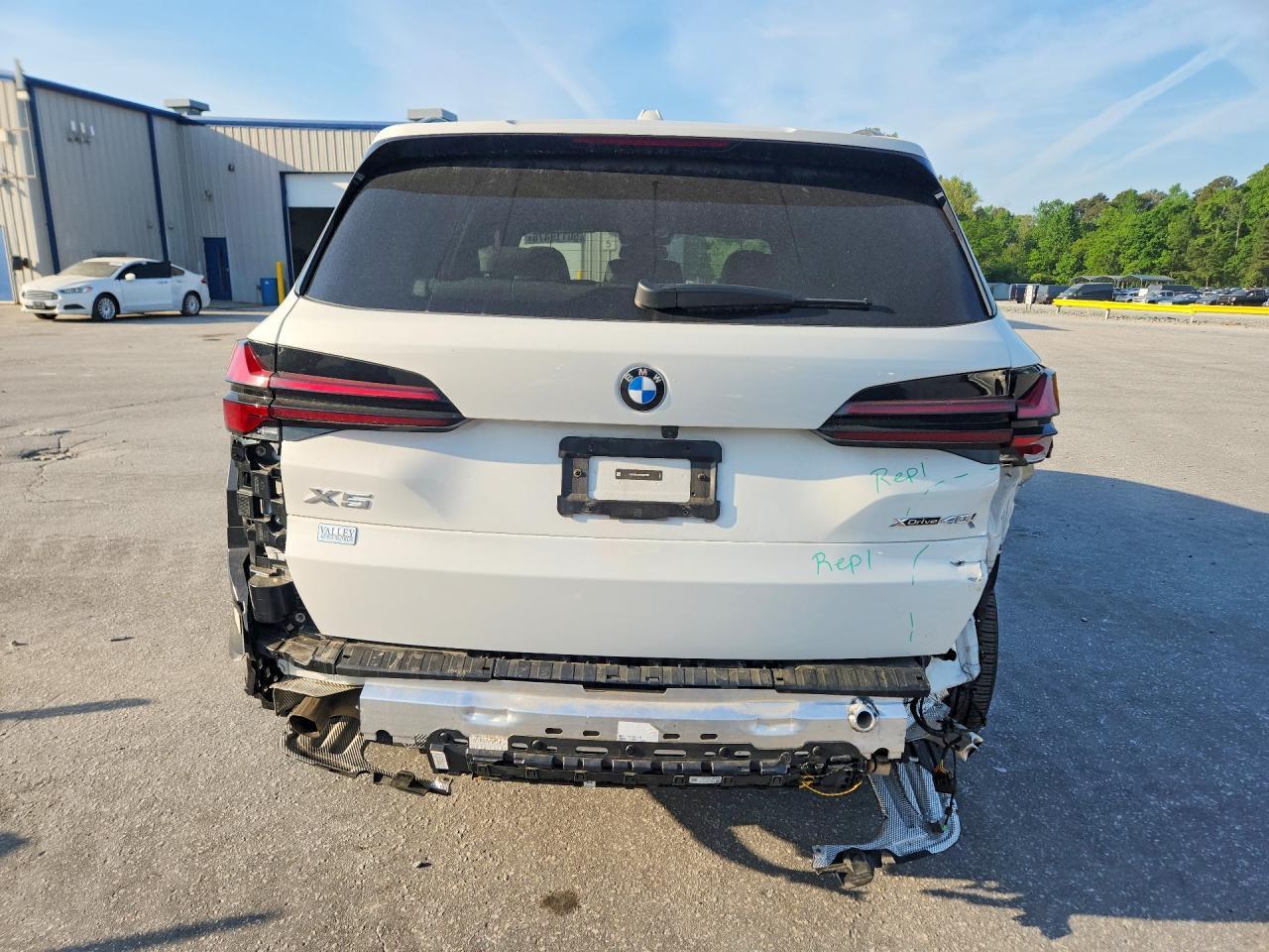 2025 BMW X5