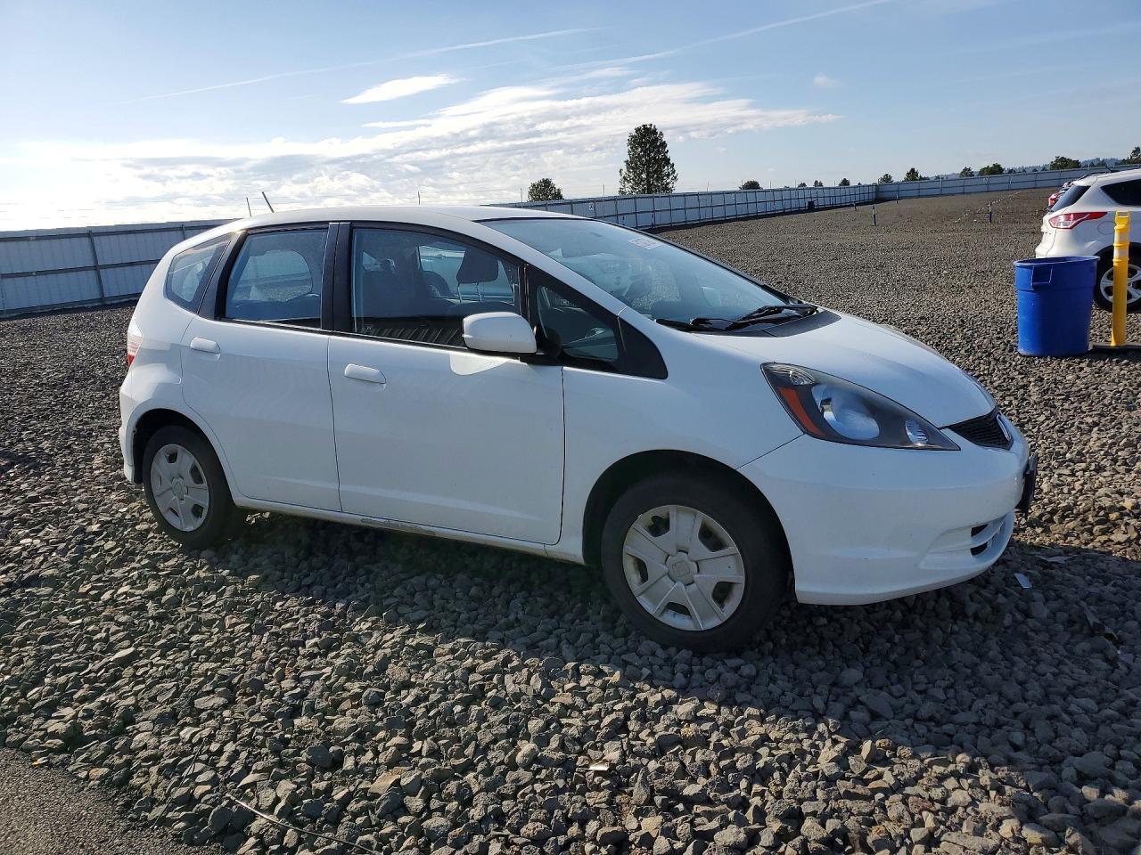 2013 HONDA FIT