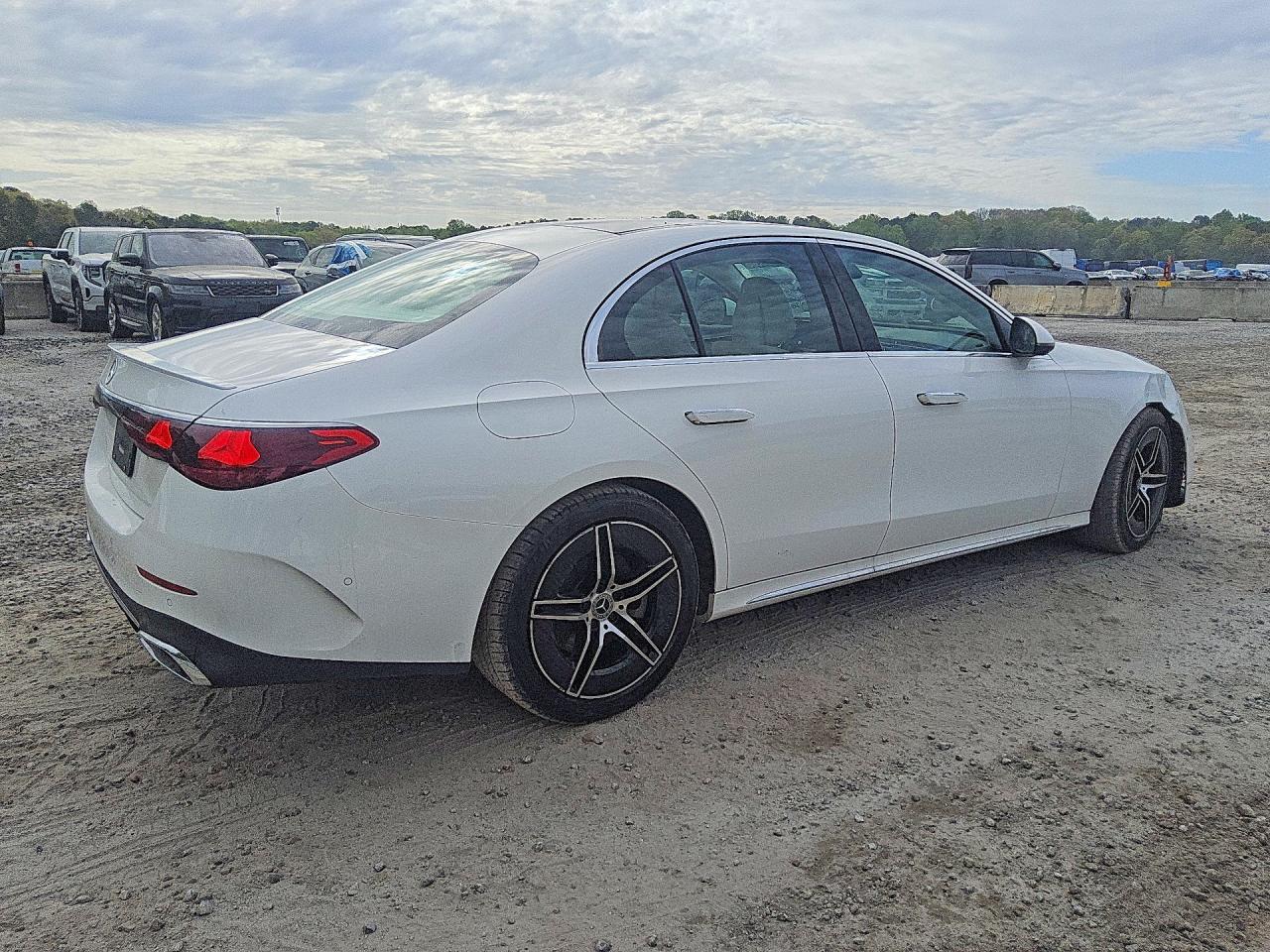 2025 MERCEDES-BENZ E-Class